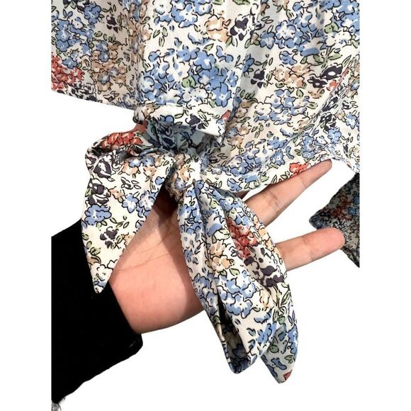 Moral Fiber Blouse Top Shirt Size XL Floral Tie front Ballon Sleeve open slit on - Picture 7 of 11